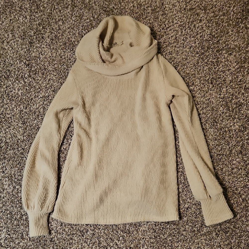 Gimmicks by BKE Cream Cowl Neck Sweater